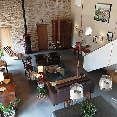 Escale Gatine 住宿加早餐酒店 3*