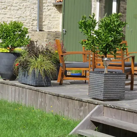 Escale Gatine 住宿加早餐酒店 La Chapelle-Bertrand