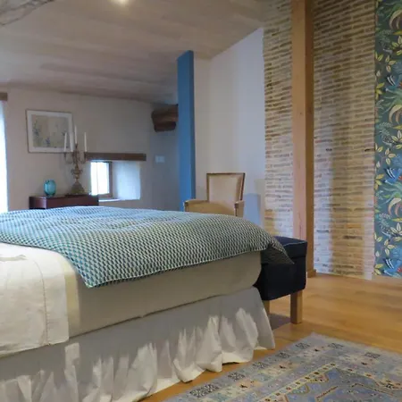 Escale Gatine 住宿加早餐酒店 3*