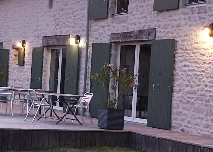 Bed and breakfast Escale Gatine 3*