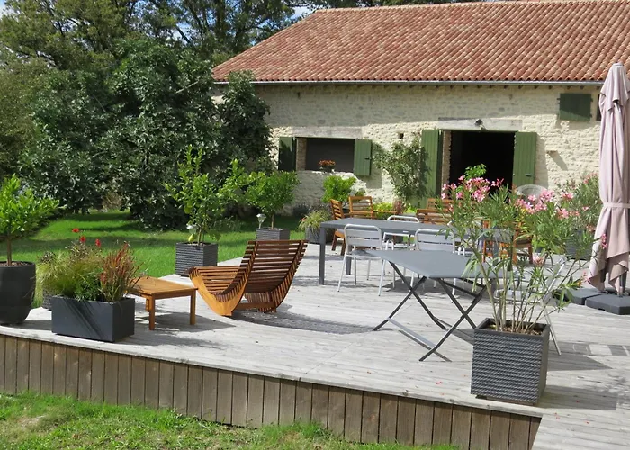 Bed and breakfast Escale Gatine 3*